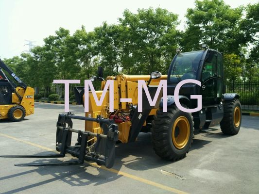 qualidade  3 Ton 4 Ton Small Extenda Boom Forklift / XC6-3507 Compact Telehandler Machine fábrica